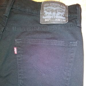 Mens levis